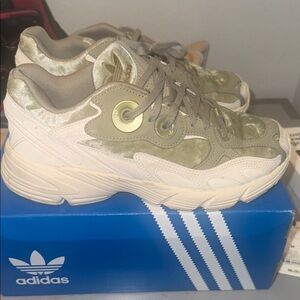 Adidas Astir Women's Khaki and Beige Sneakers